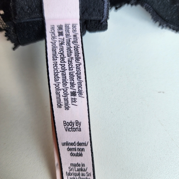 NWT Victoria's Secret Body By Victoria Unlined Demi Bra Black 34D - Picture 11 of 13